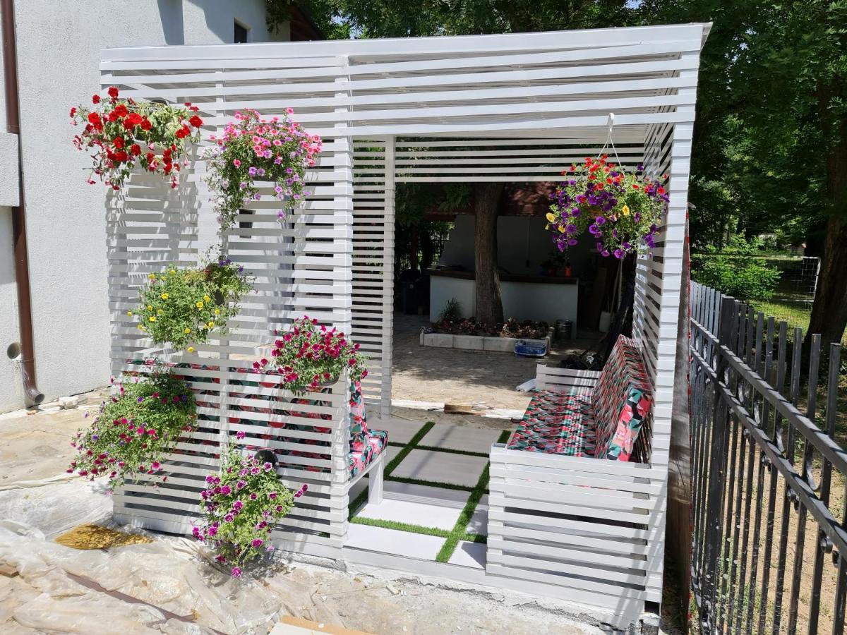 GRANDE SPA DELUXe STUDIOS Sliven Exterior foto
